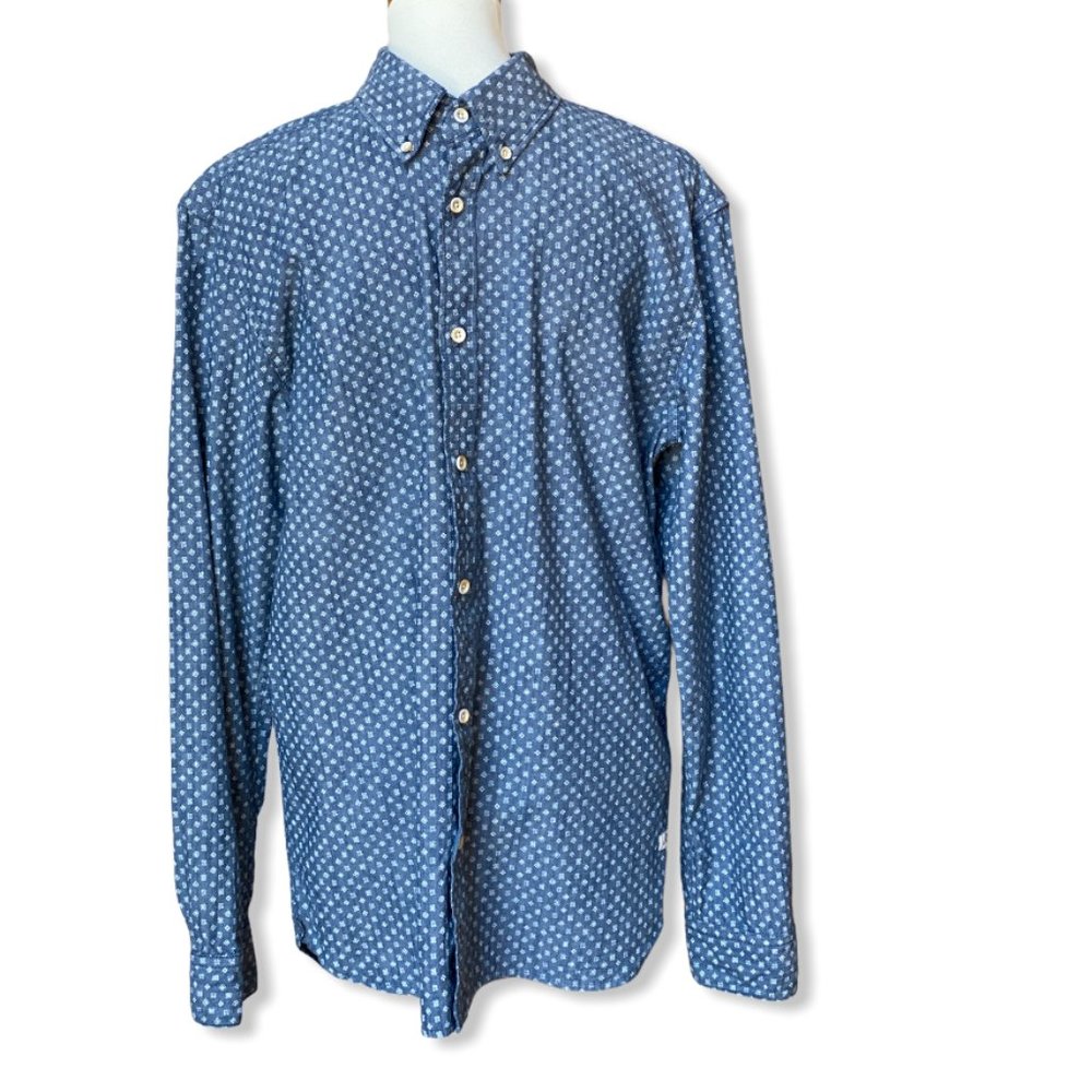 Quicksilver Men's Blue Denim Button Down Shirt